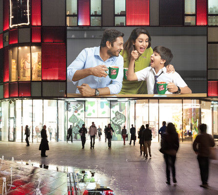 Advertising Display Kiosk Billboard P4 Led Video Digital Signage For Shopping Mall